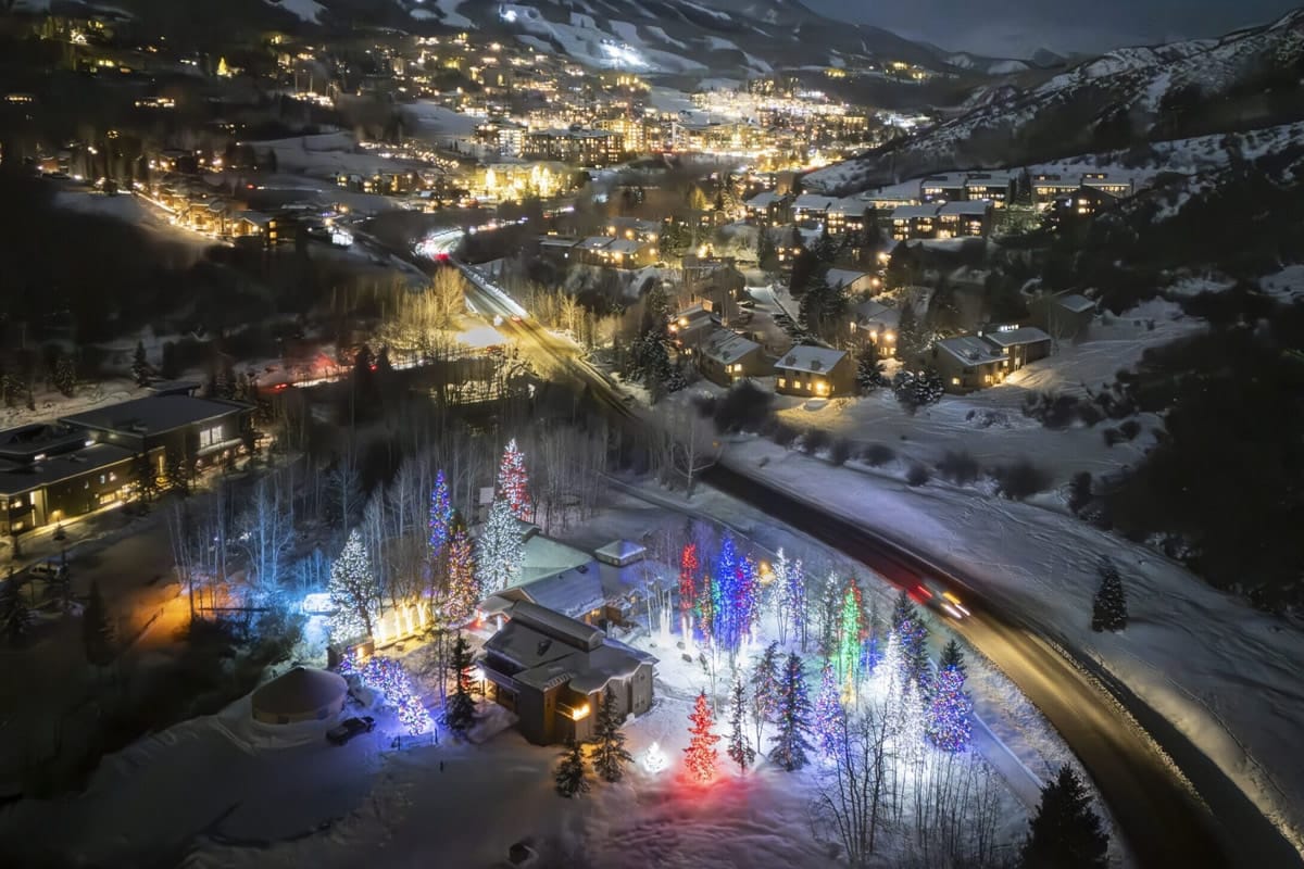 Snowmass Chapel & Community Center | A Place for Reflection, Community, and Mountain Hospitality